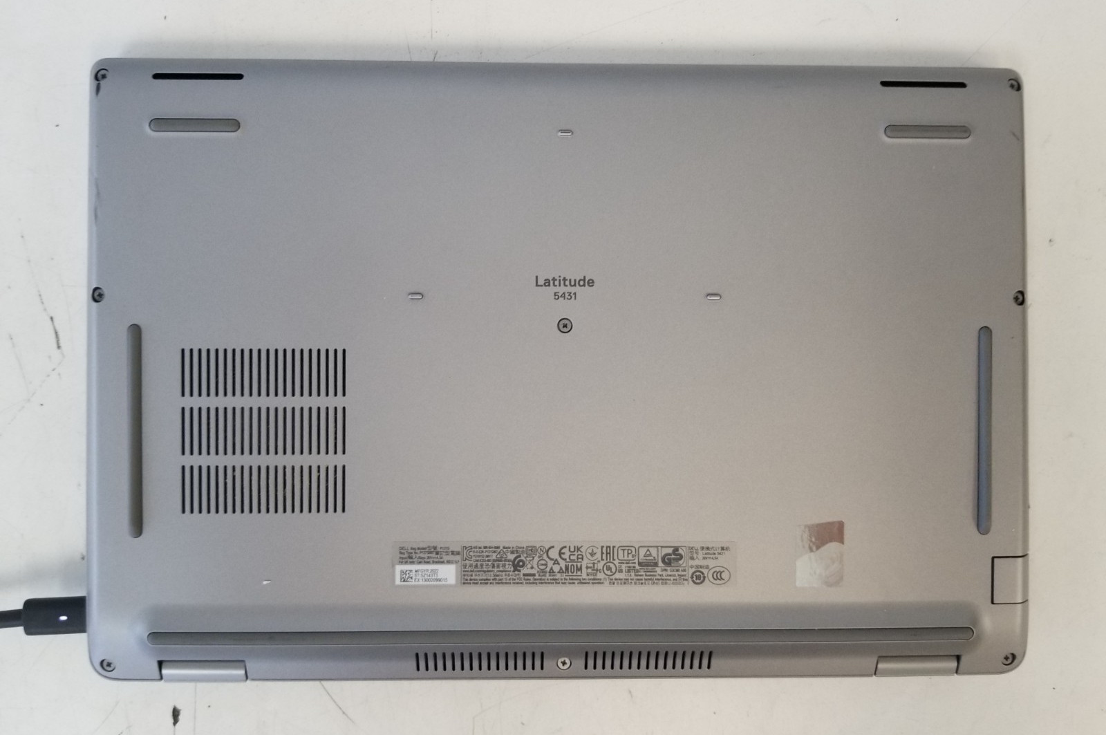 Dell Latitude 5431 14″ Intel i7-1270P 16GB DDR5 NO HDD NO OS/ FREE DELIVERY