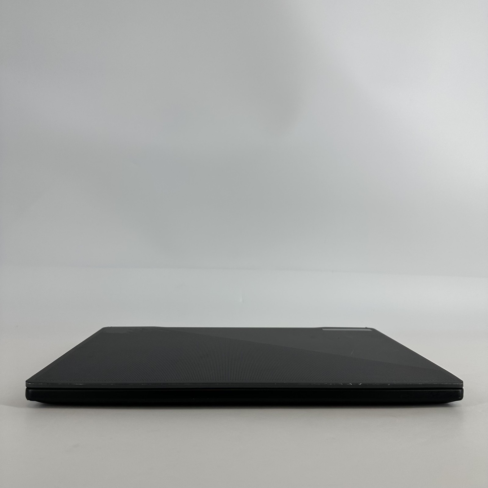Asus ROG Zephyrus M16 GU603 16 QHD+ 240Hz 2.6GHz i9-13900H 16GB 1TB SSD RTX 4070