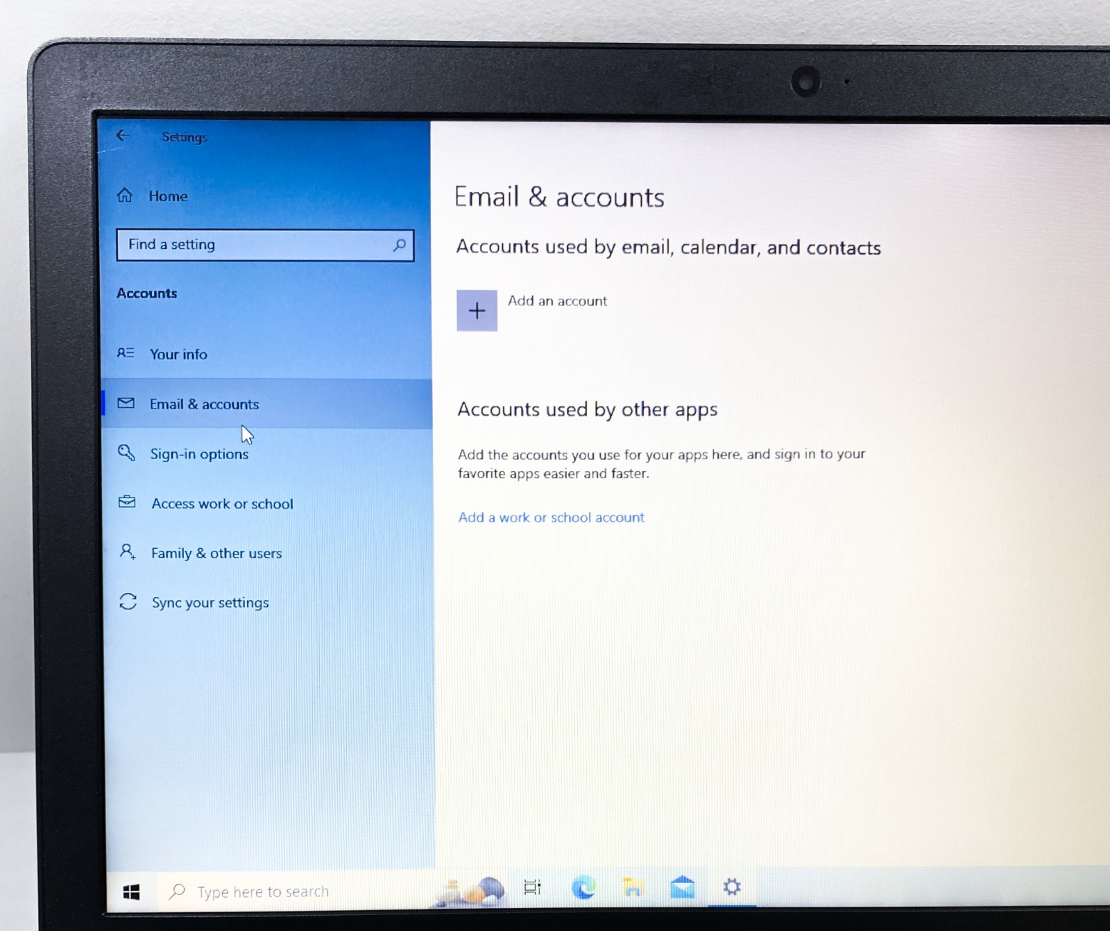 Lenovo IdeaPad 110-15ISK Intel Core i3-6100U @ 2.3GHz, 6GB RAM, 500GB HDD CLEAN!