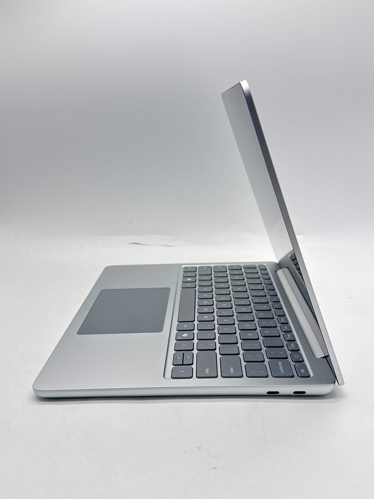 Microsoft Surface Laptop 2156 13″ Core Ultra 5 16GB 512GB Silver Used