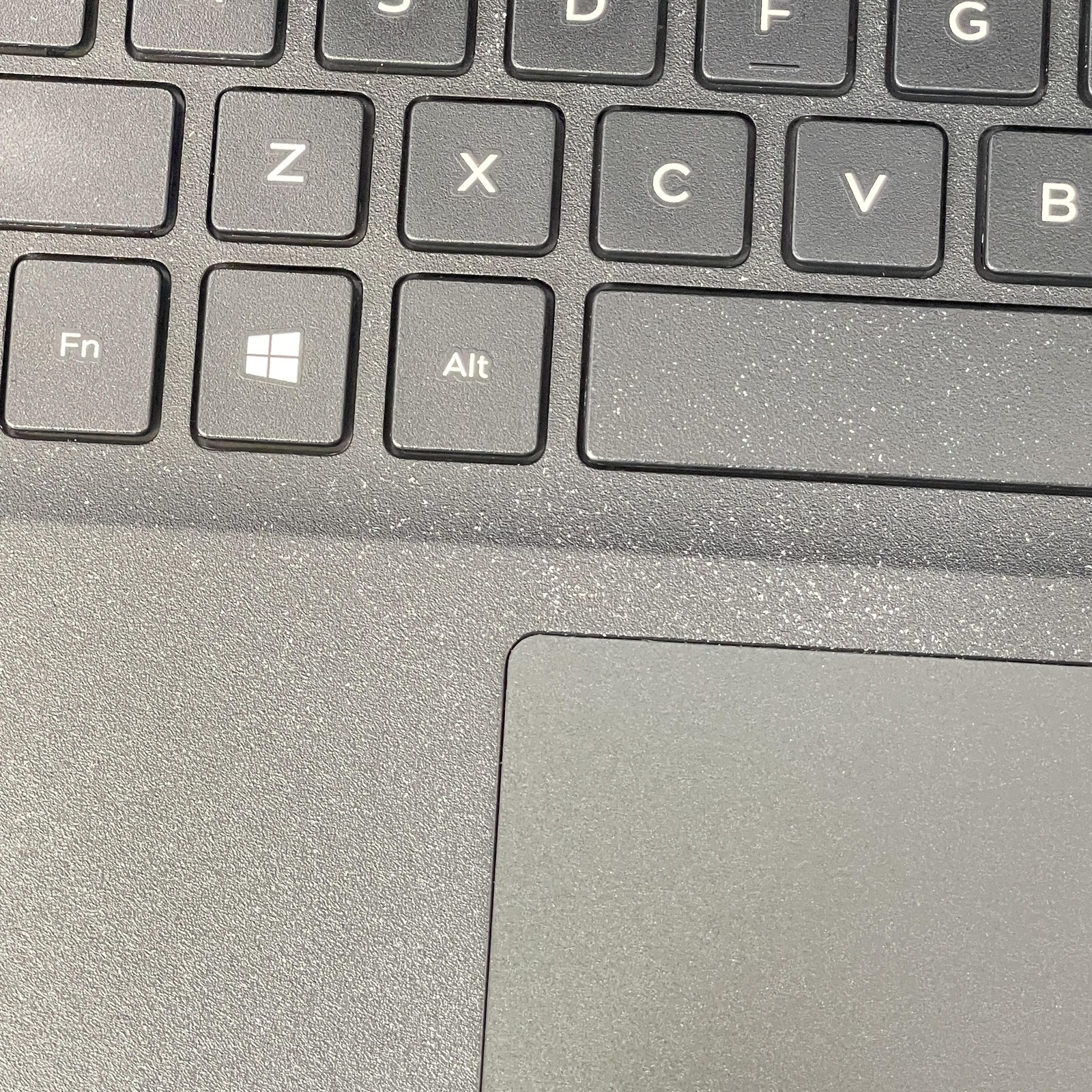 Dell Latitude 3500 15.6 FHD i7-8565U 1.80GHz 16GB 256GB SSD NVIDIA MX130 Good