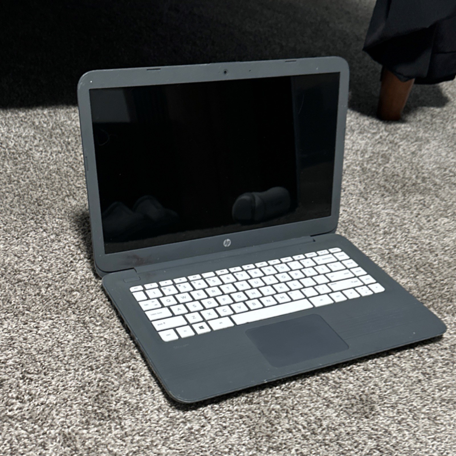 HP Stream Notebook Laptop Gray Built-in Webcam HDMI USB SD Card Slot