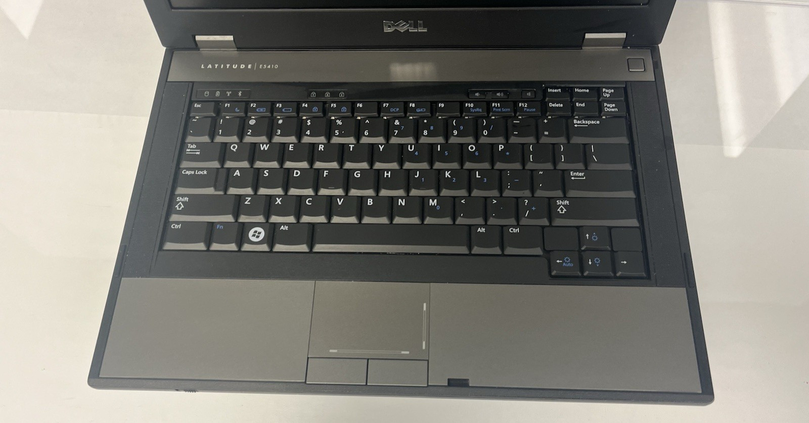 Dell Latitude E5410 i5 M 520 2.40GHz 4GB RAM 160GB HDD NO OS