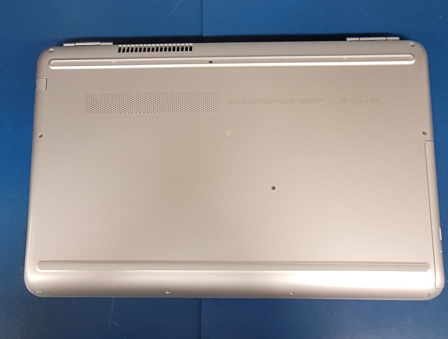 HP Pavilion 15z-aw000 AMD a9-9410 @2.90 GHz 8GB RAM 120 GB SSD Windows 11