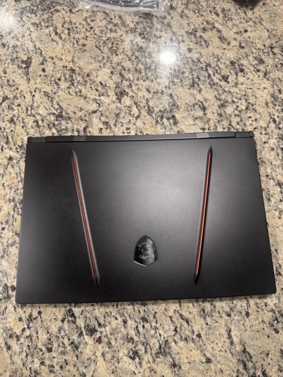 MSI GE65 Raider 9SD Gaming 15.6″ i7 9th Gen 16GB 477GB SSD GTX 16