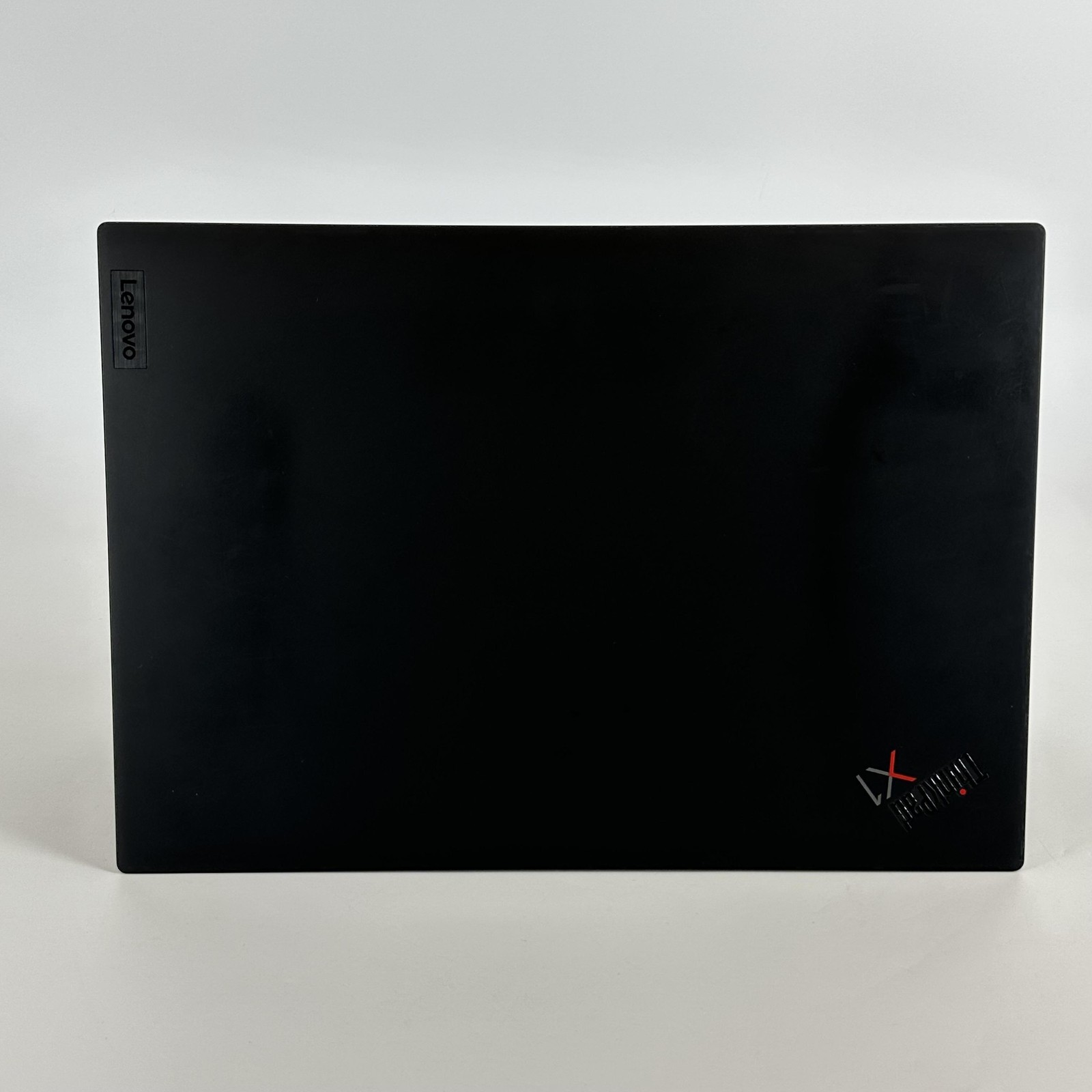 Lenovo ThinkPad X1 Carbon Gen 10 14 Black FHD+ 2.1 GHz i7-1260P 16GB 512GB SSD