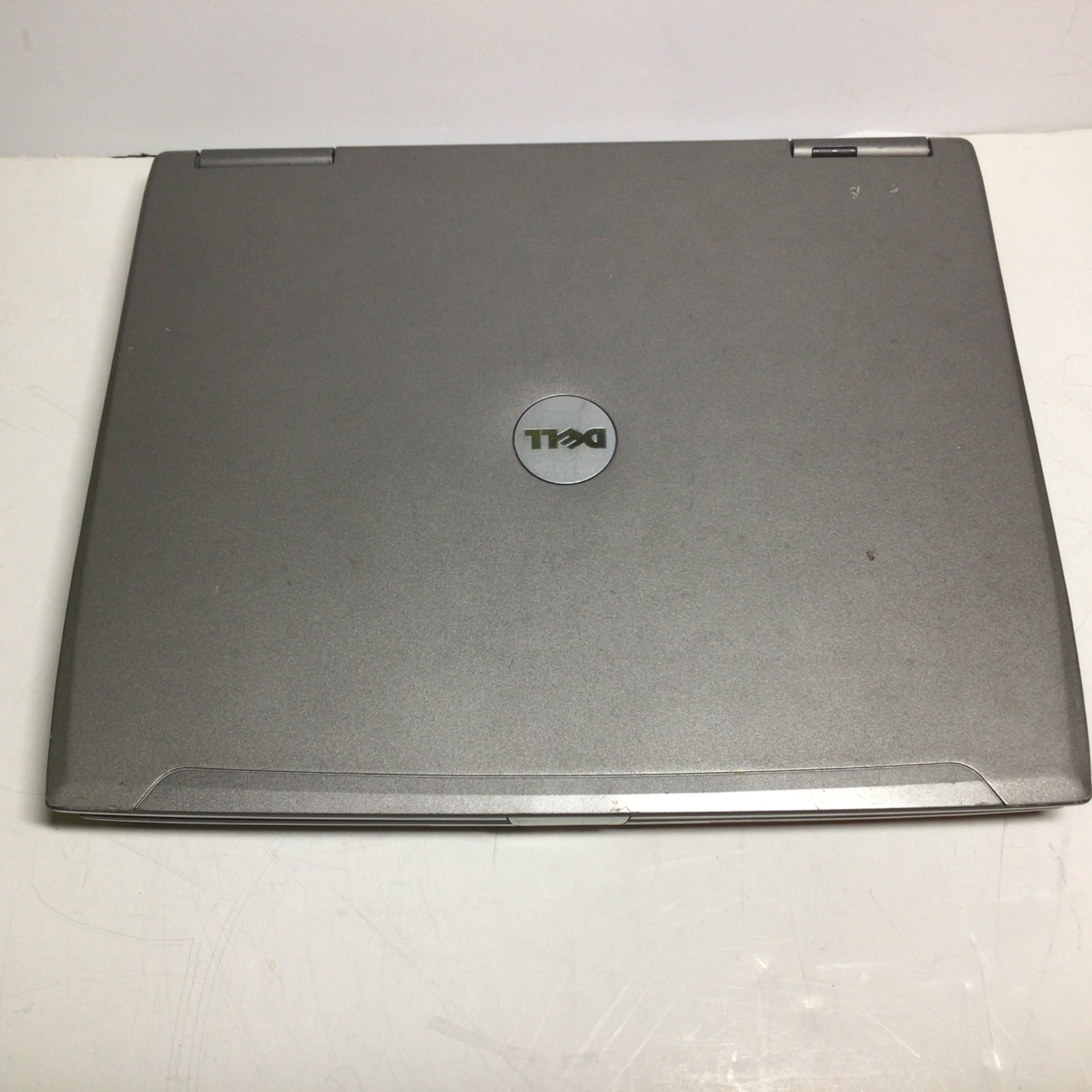 Dell Latitude D610 w/ Pentium M 1.86GHz, 2GB DDR2 RAM, 40GB HDD – No Charger/OS