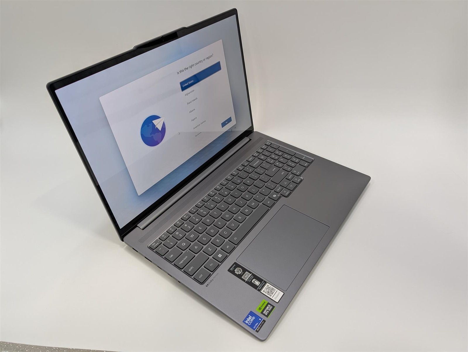 Lenovo IdeaPad Pro 5 16″ Ultra 9 285H 32GB 1TB SSD RTX Luna Grey Used-Very Good