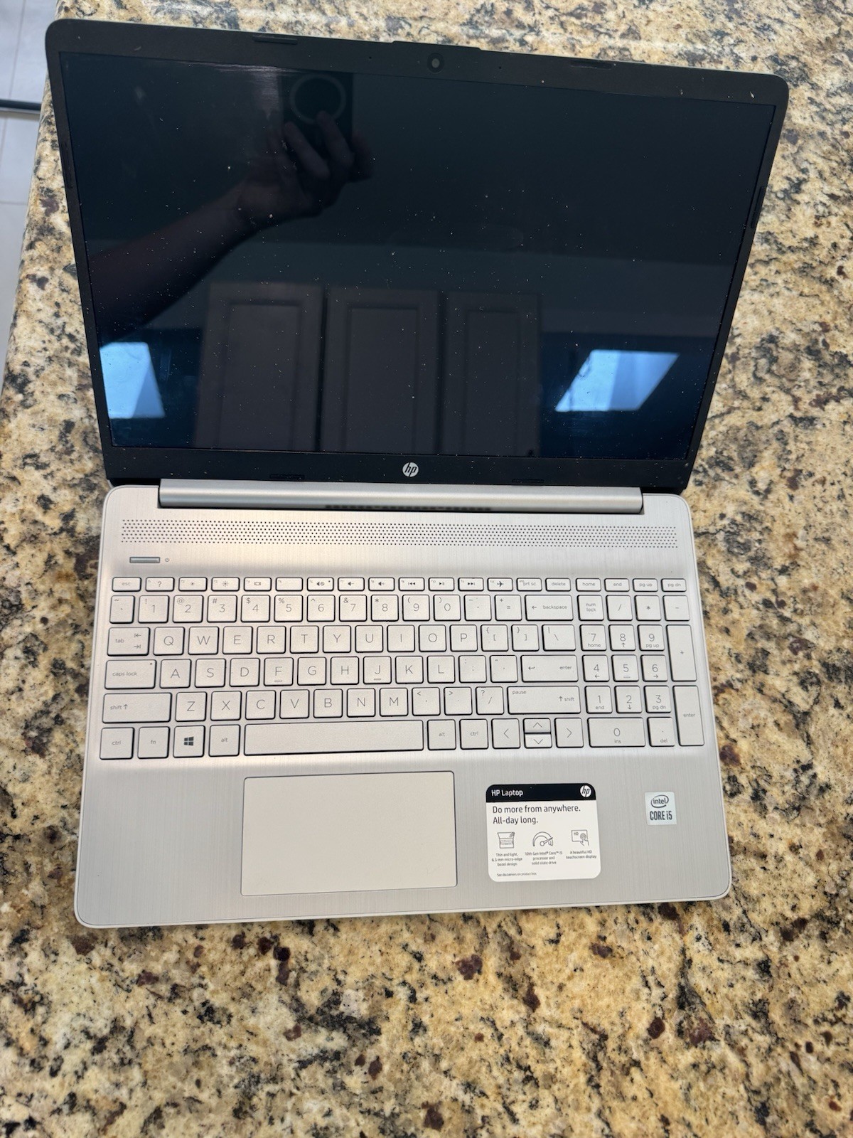 HP 15-dy1043dx 15.6” Touch Laptop i5-1035G1 12GB RAM 256GB SSD Win 11