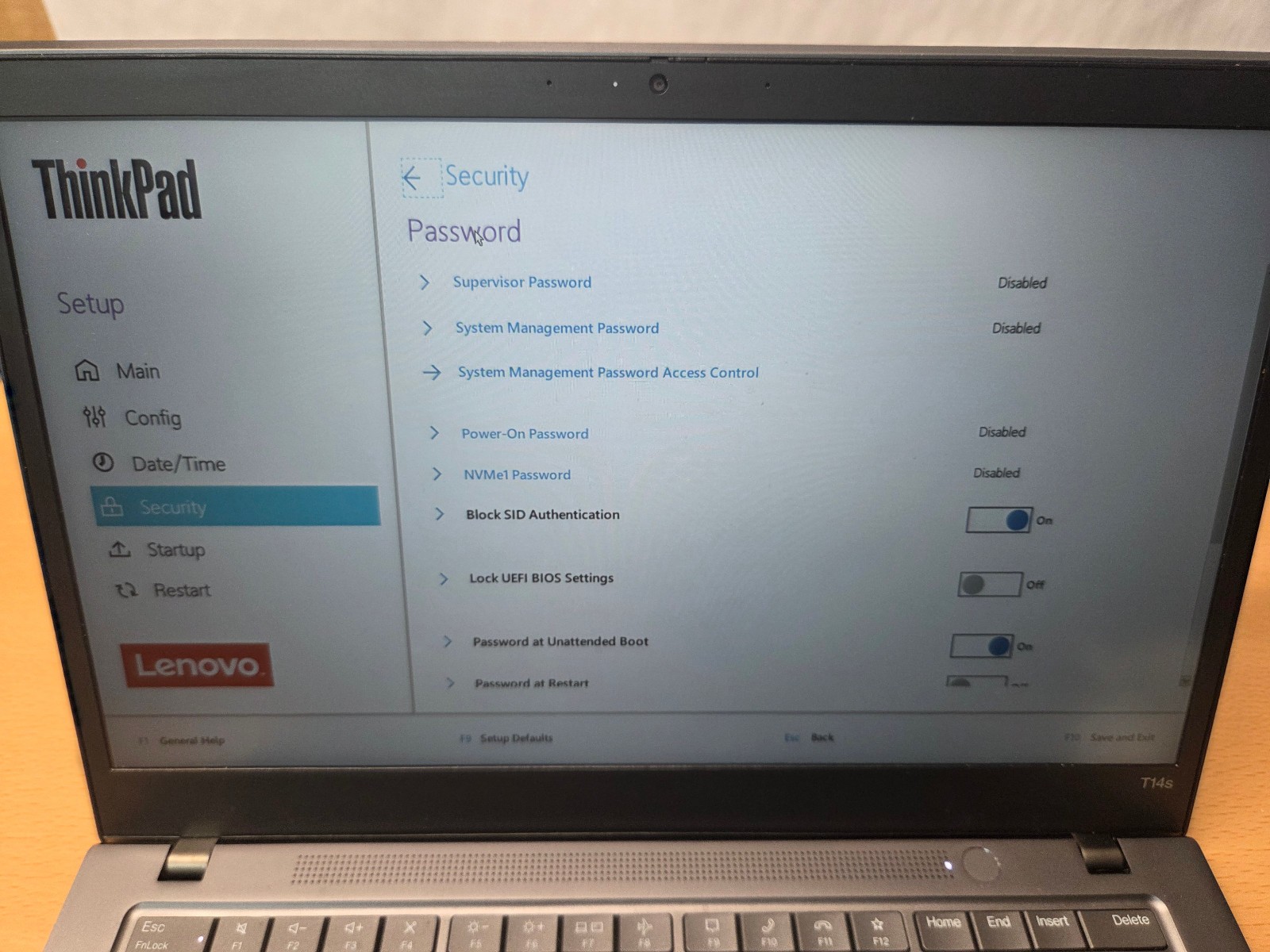Lenovo ThinkPad T14S Gen2 I5-1135G7 8GRAM 256GSSD WIN11P Iris Xe