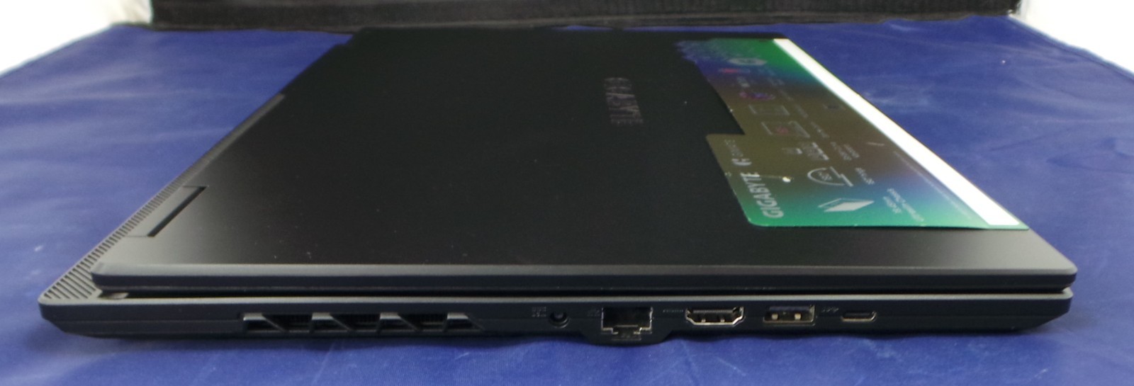 Gigabyte Gaming Laptop A16 i7-13620H NiVidia GeForce RTX 5060 1TB SSD 32GB RAM