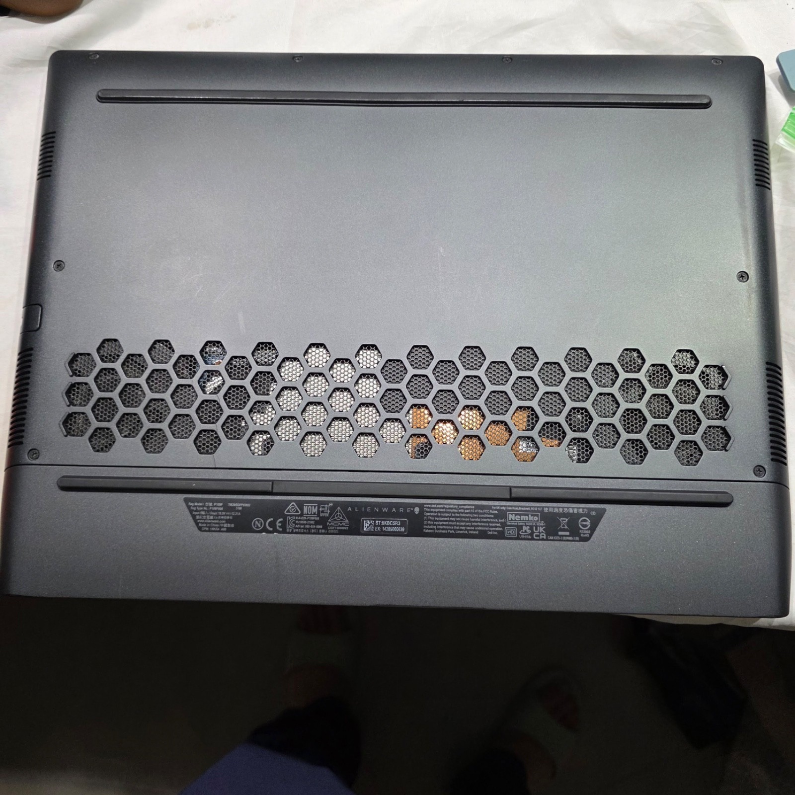 Alienware M15 R7 240Hz 1440P Ryzen 9 6900HX 32GB 1TB RTX 3080Ti 150W 16G DDR6