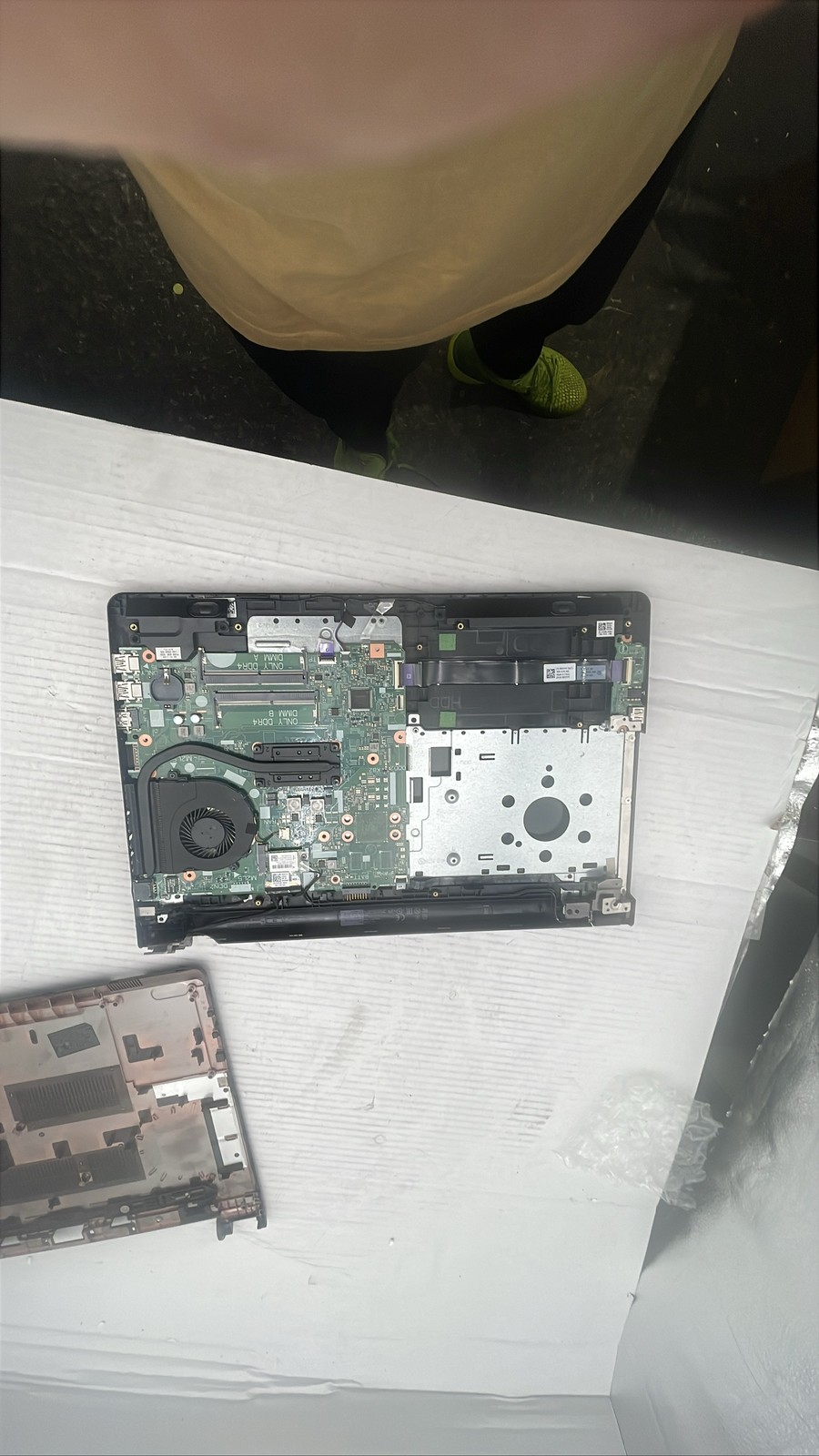 Dell Inspiron 15 3000 3565 AMD A6 Motherboard Screen Shell Laptop For Parts