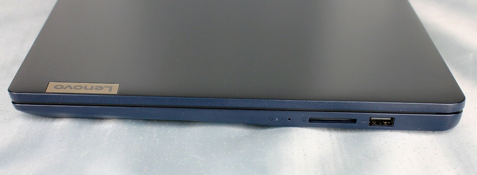 LENOVO IdeaPad 1-15AMN7 ~ AMD Ryzen/ 15.6″/ 4G RAM/ 128G SSD~ NEW, VIDEO ISSUE