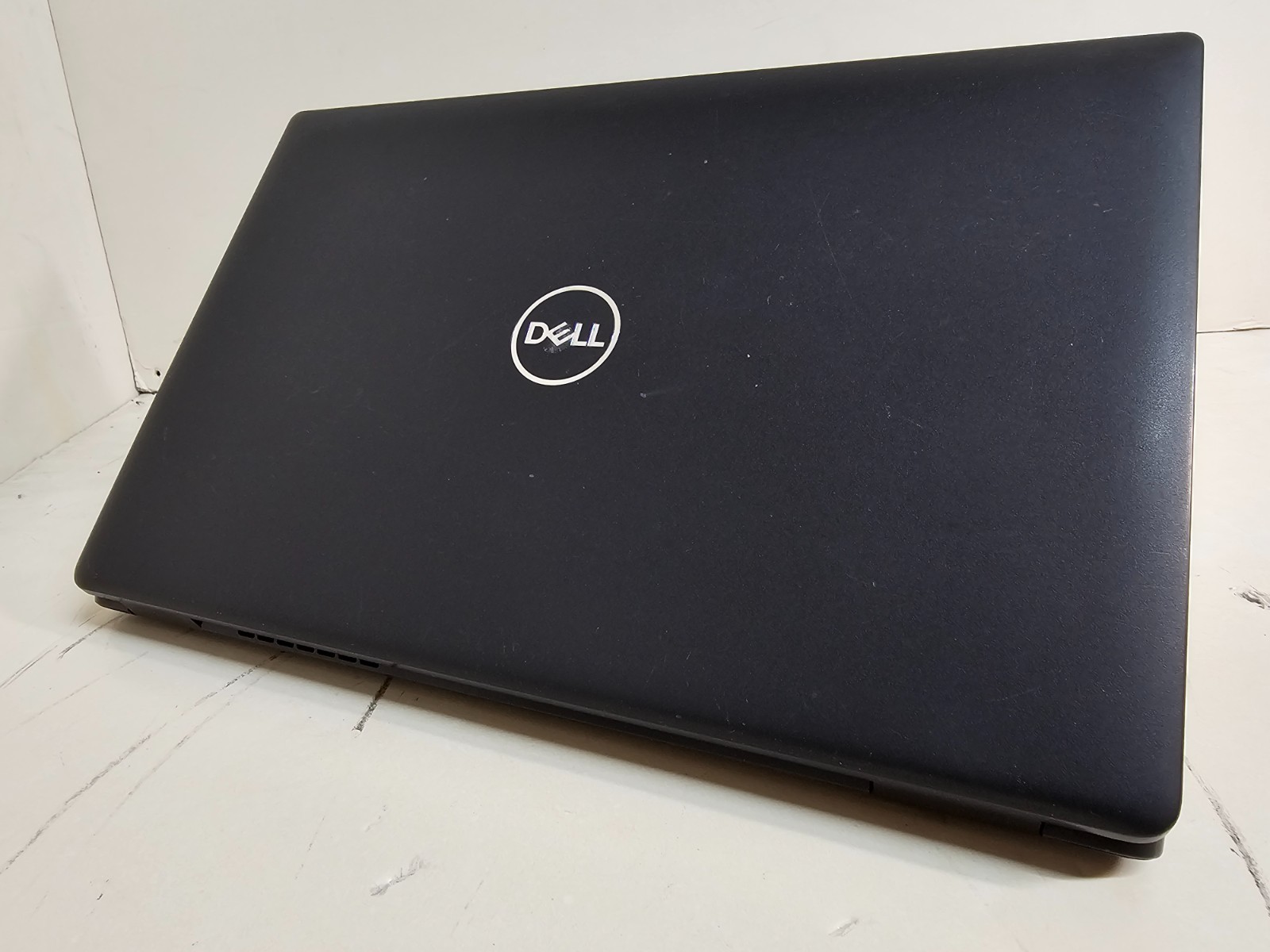Dell Latitude 3520 Laptop – 2.4 GHz i5-1135G7 8GB 256GB SSD Webcam 15.6″ – SP1