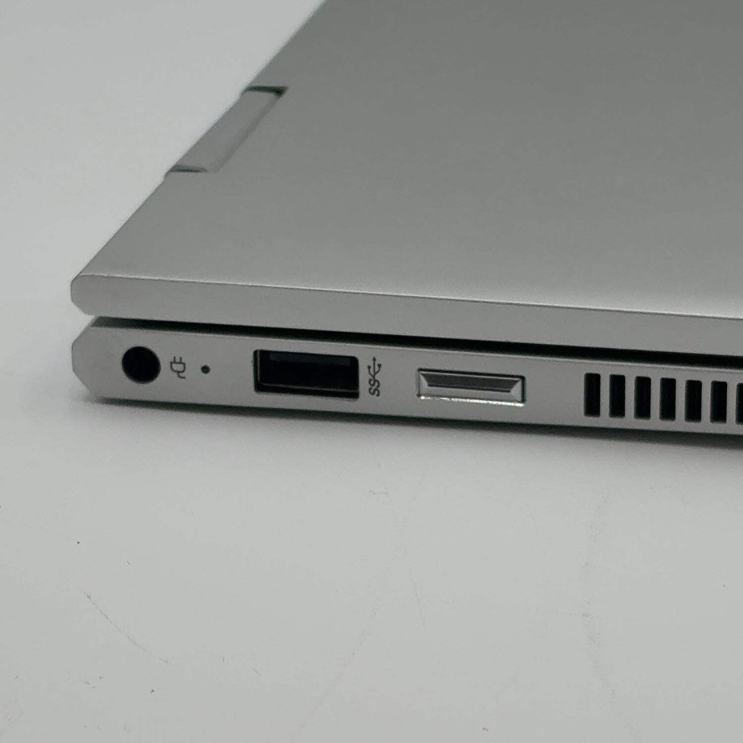 HP Envy 15m-dr1012dx 15.6″ i7-10510U 1.8GHz 12GB RAM 512GB
