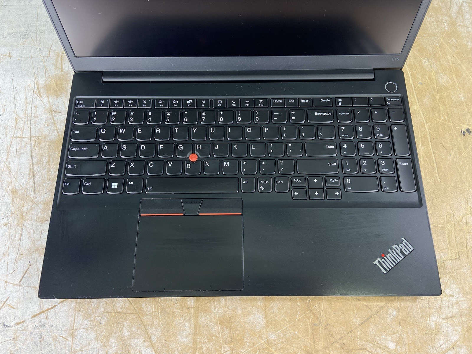 LENOVO THINKPAD E15 GEN 2 i7-1165G7 @ 2.8GHz, 4GB RAM, NO HDD/OS – (FOR PARTS)
