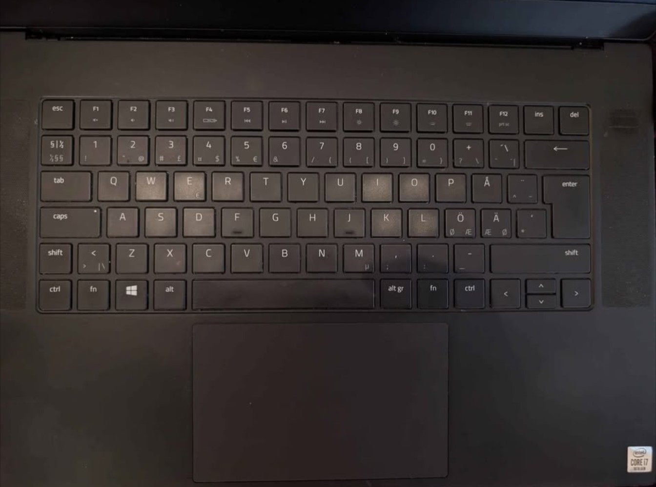 Razer Blade 15 Advanced ( 2020 ) Model RZ09-033