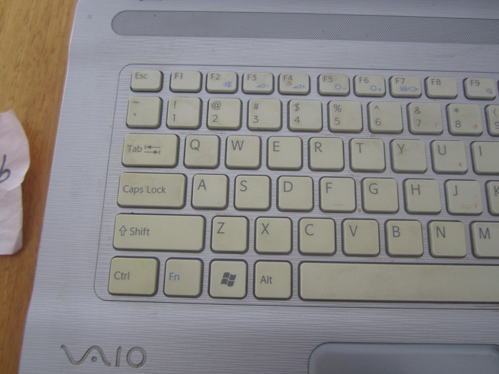 SONY VAIO PCG-7184L Laptop 2.2GHz 4GBRAM 120GBHD SCREEN INTACT NoPwrCord – WORKS