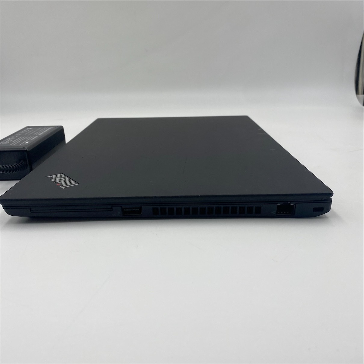 Lenovo Thinkpad T495 Ryzen 5 3500U 8GB RAM 256GB SSD Batt: 79%