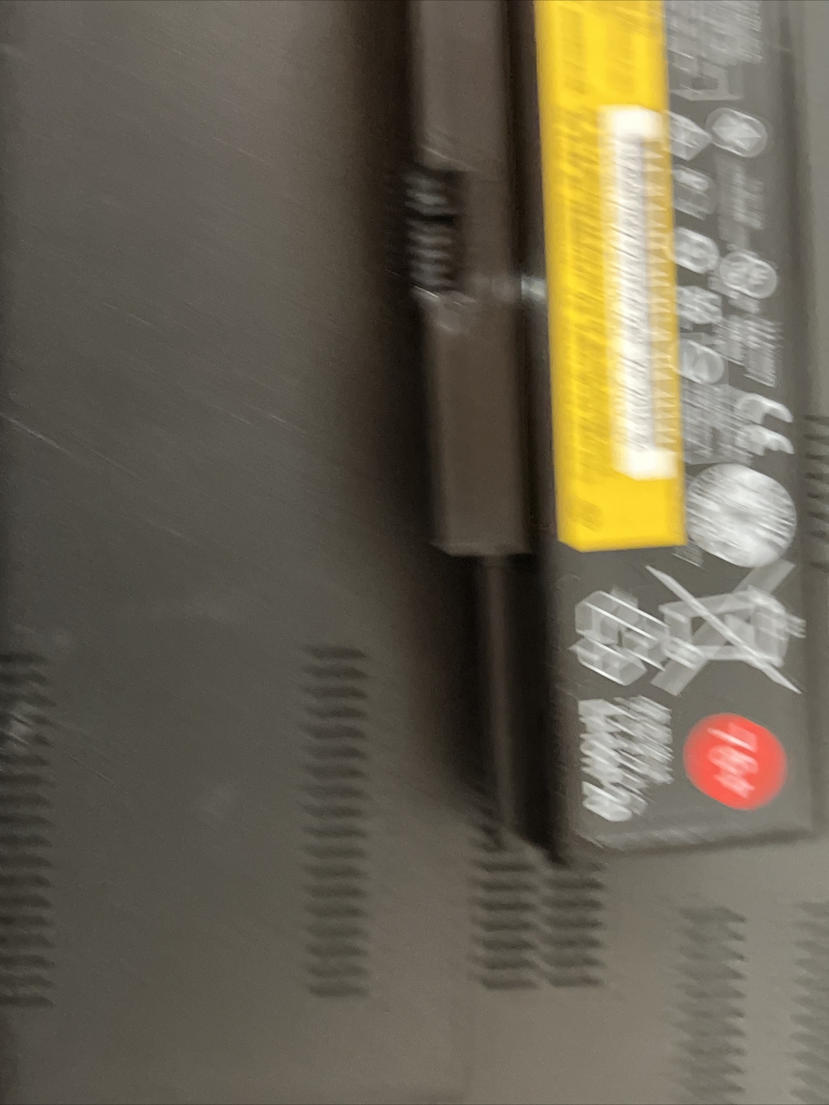 Lenovo ThinkPad 20DH002QUS- FOR PARTS- Powers On But Screen Is Not Working