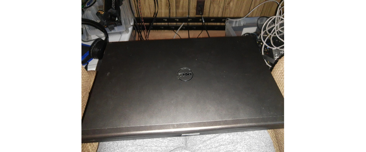 M6800 Adobe CC Collection2025 i7-4930MX@3GHz 32GB/4TB SSD Blueray, 8GB Graphics