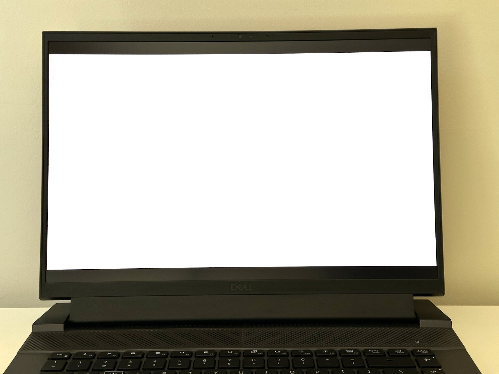 Dell G16 7630 16″ NEAR-MINT QHD+ 240Hz i7-13650HX RTX 4060 32GB 1TB SSD