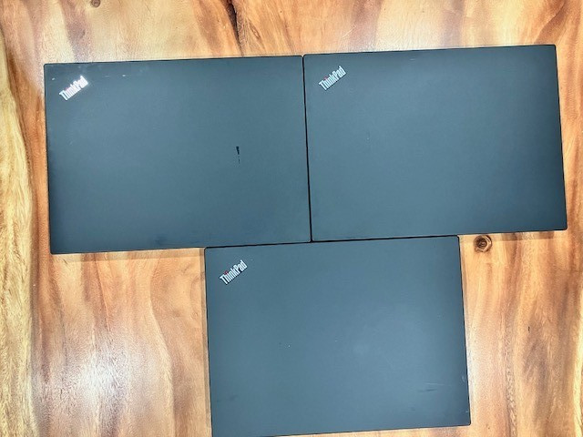 (LOT of 3) Lenovo ThinkPad E490 i3-8145u 4GB 500GB HDD Windows 11 Pro