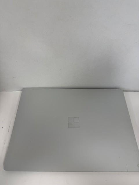 Microsoft Surface Laptop 2 i5-8250U 8GB RAM 128GB *Read Description*