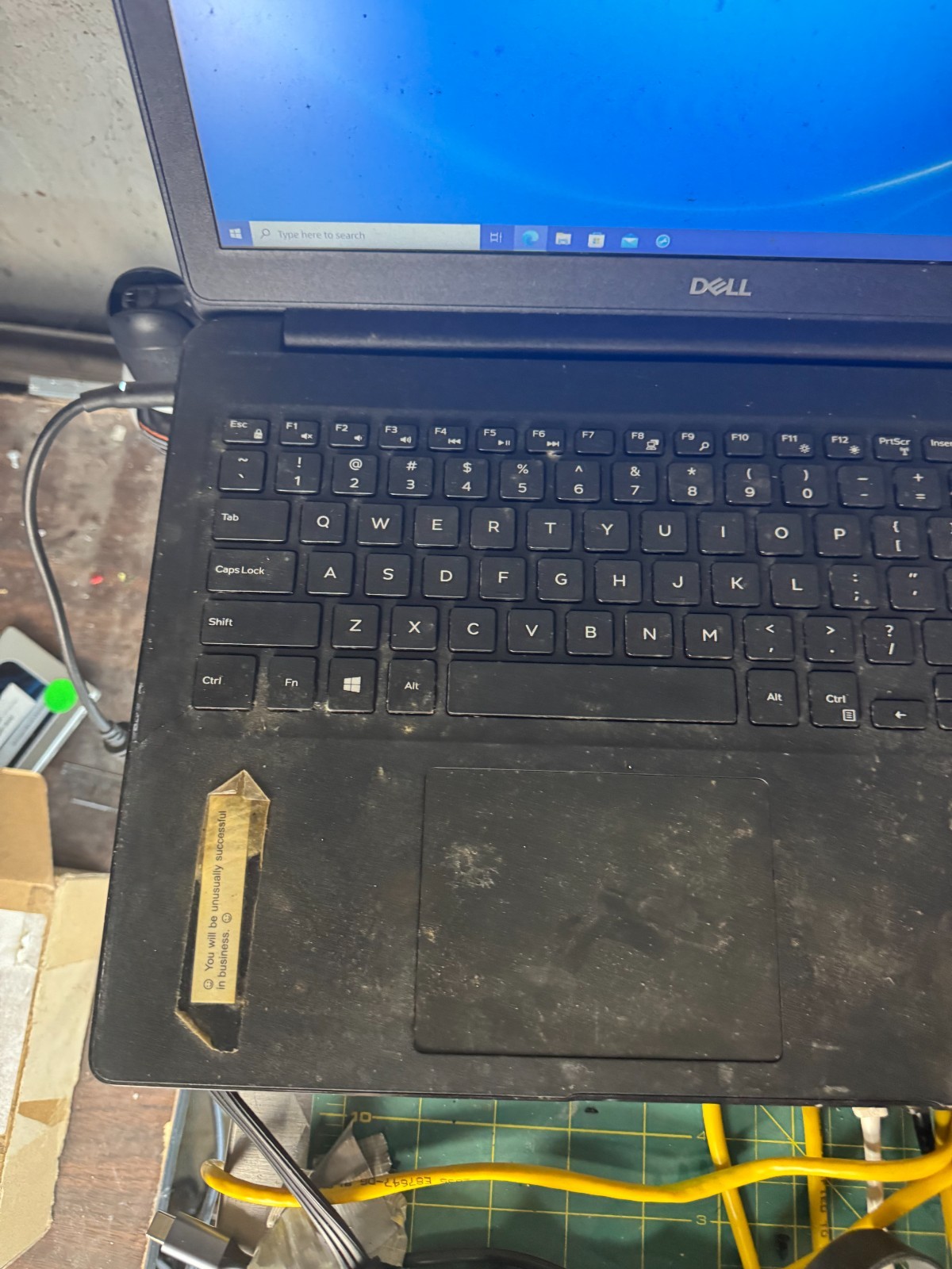 DELL Latitude 3500 Core i7-8565U, 16GB RAM, 256GB SSD, Win10 PRO #4691