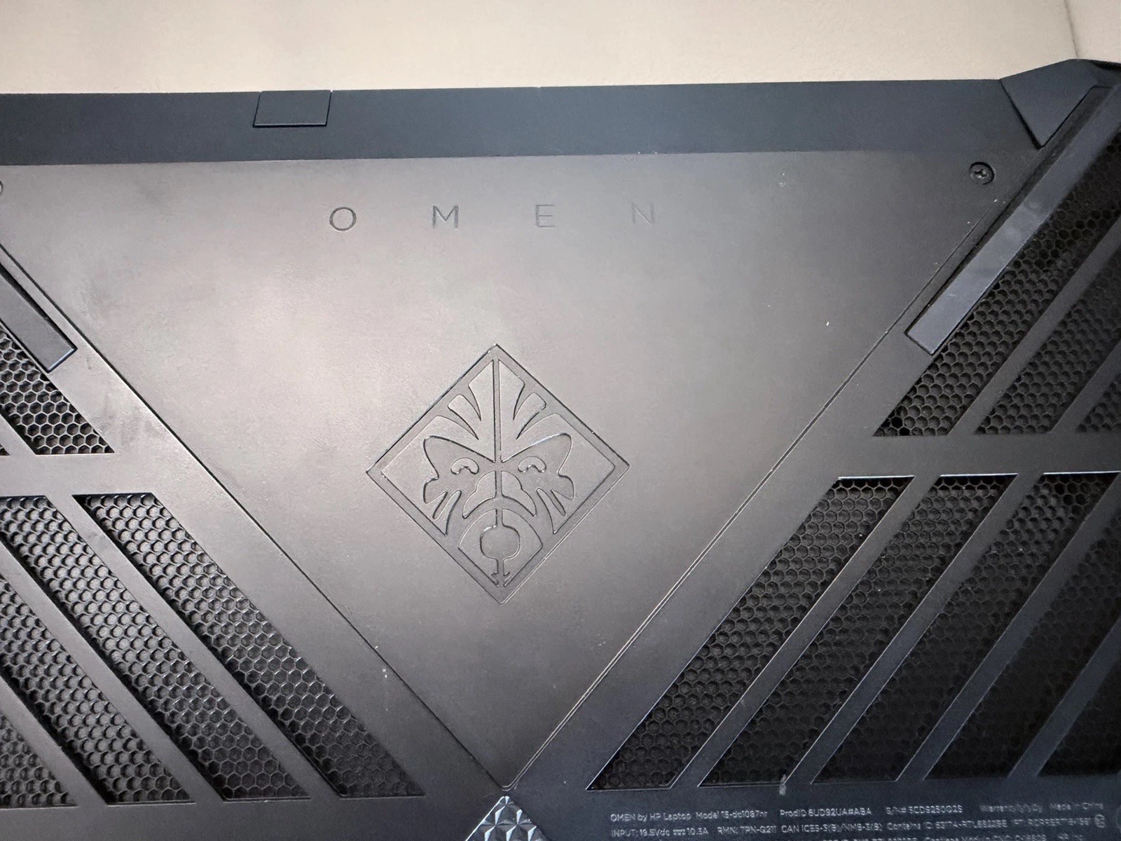 HP Omen 15 Gaming Laptop – GTX 1660 Ti – 16GB RAM – Dual 1TB Drives READ desc