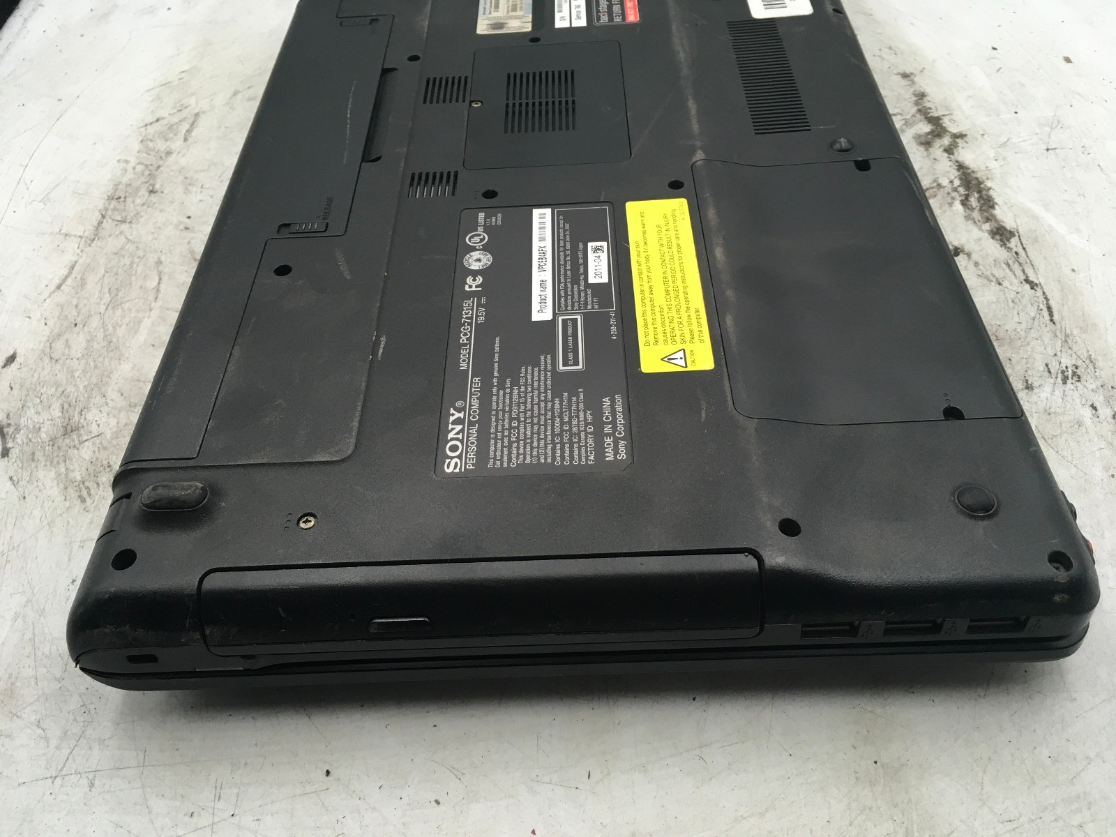 SONY VAIO PCG 71315L – BOOTS TO BIOS – INTEL I3 1ST GEN – 4GB RAM – 15″ -READ-BB
