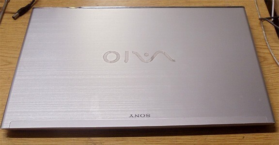 Sony 15″ SVT1512cx i5 1.8G 8gb ram 500gb HDtouch screen 1920×1080 light key dvd