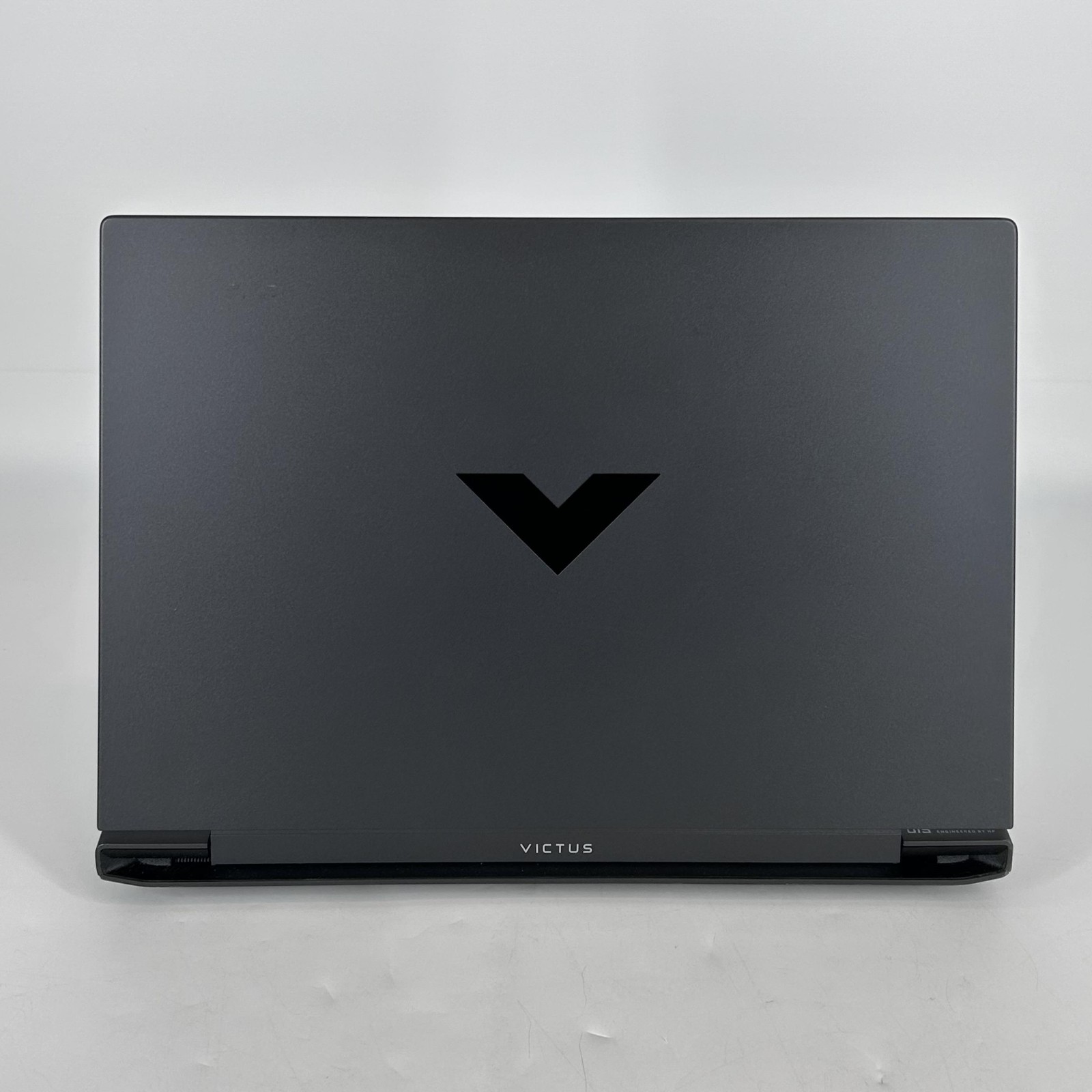 HP Victus Gaming 15.6 144Hz FHD 3.2 GHz Ryzen 7 7445HS 16GB 512GB SSD RTX 4050