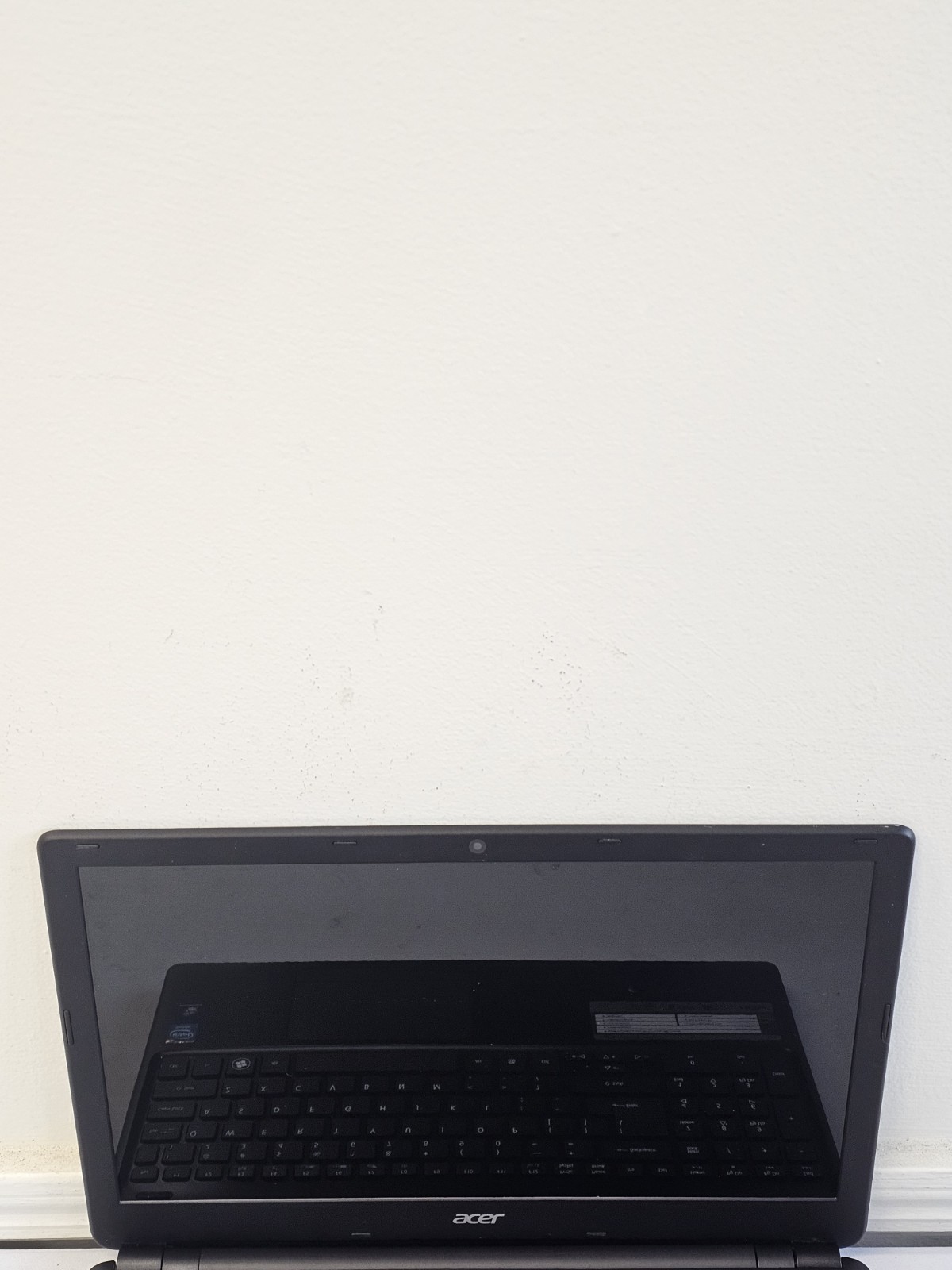 Acer Aspire E1-532-2616 Laptop – WON’T POWER ON – Parts/Repair – Read Desc.