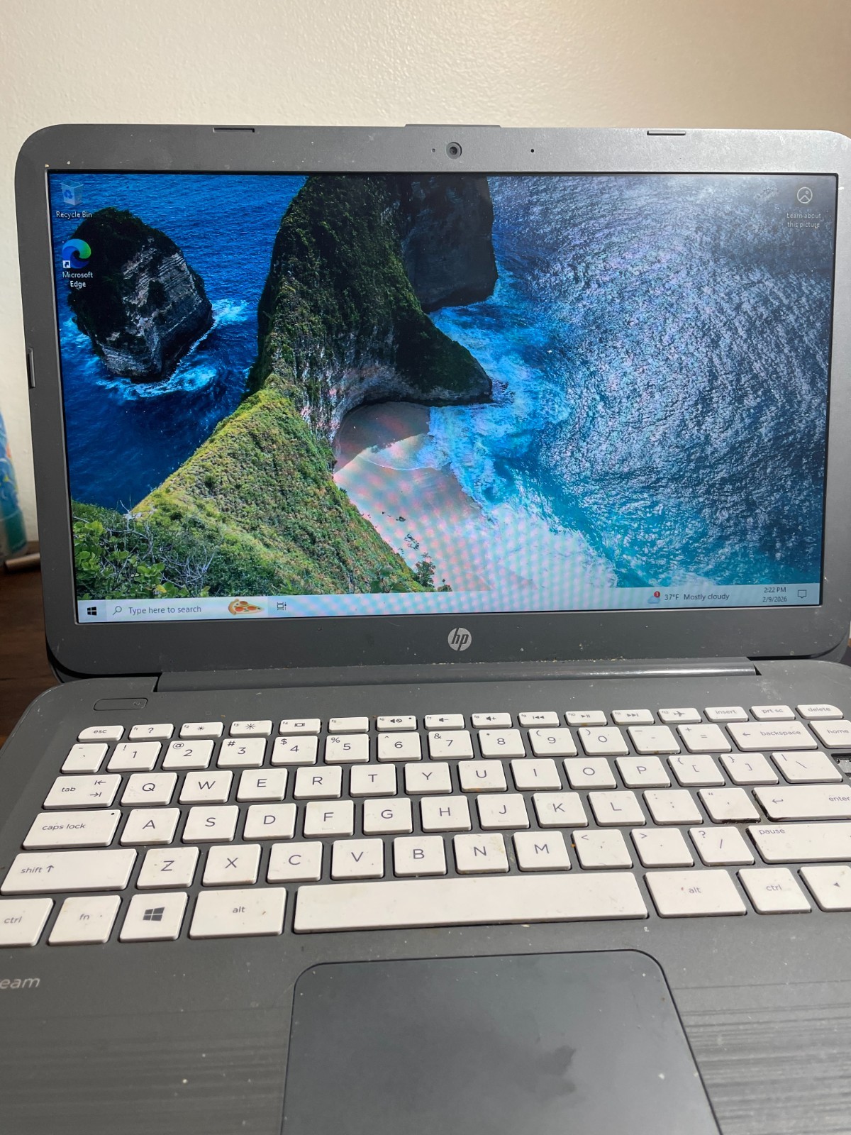 HP Stream 14-cb012wm 14″ (32GB eMMC, Intel Celeron N3060. 1.6 GHz, 4GB) Laptop –