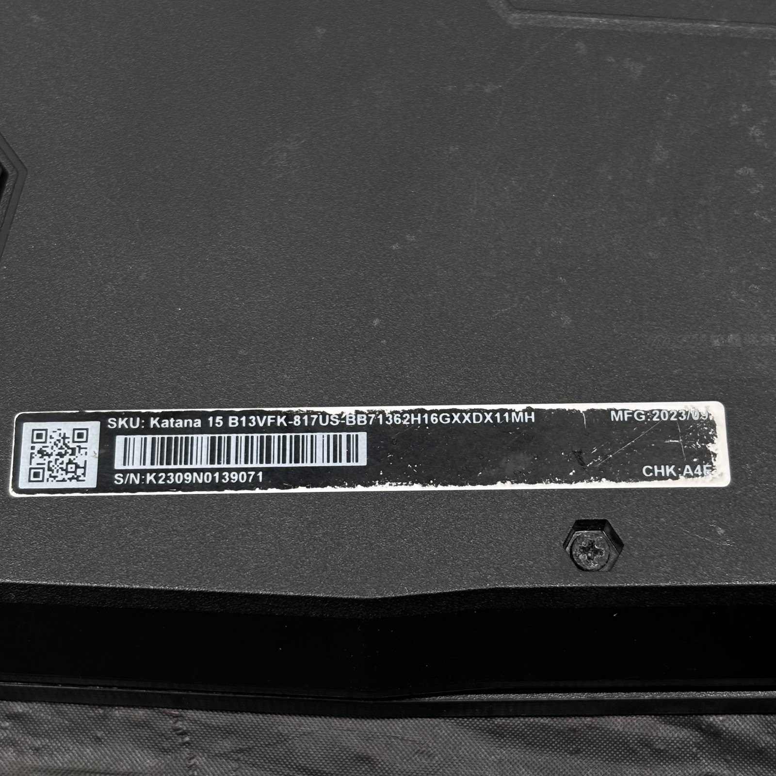 MSI Katana 15 B13VFK-817US Core i7-13620H 2.4GHz RTX 4060 16GB RAM 1TB SSD 15.6″