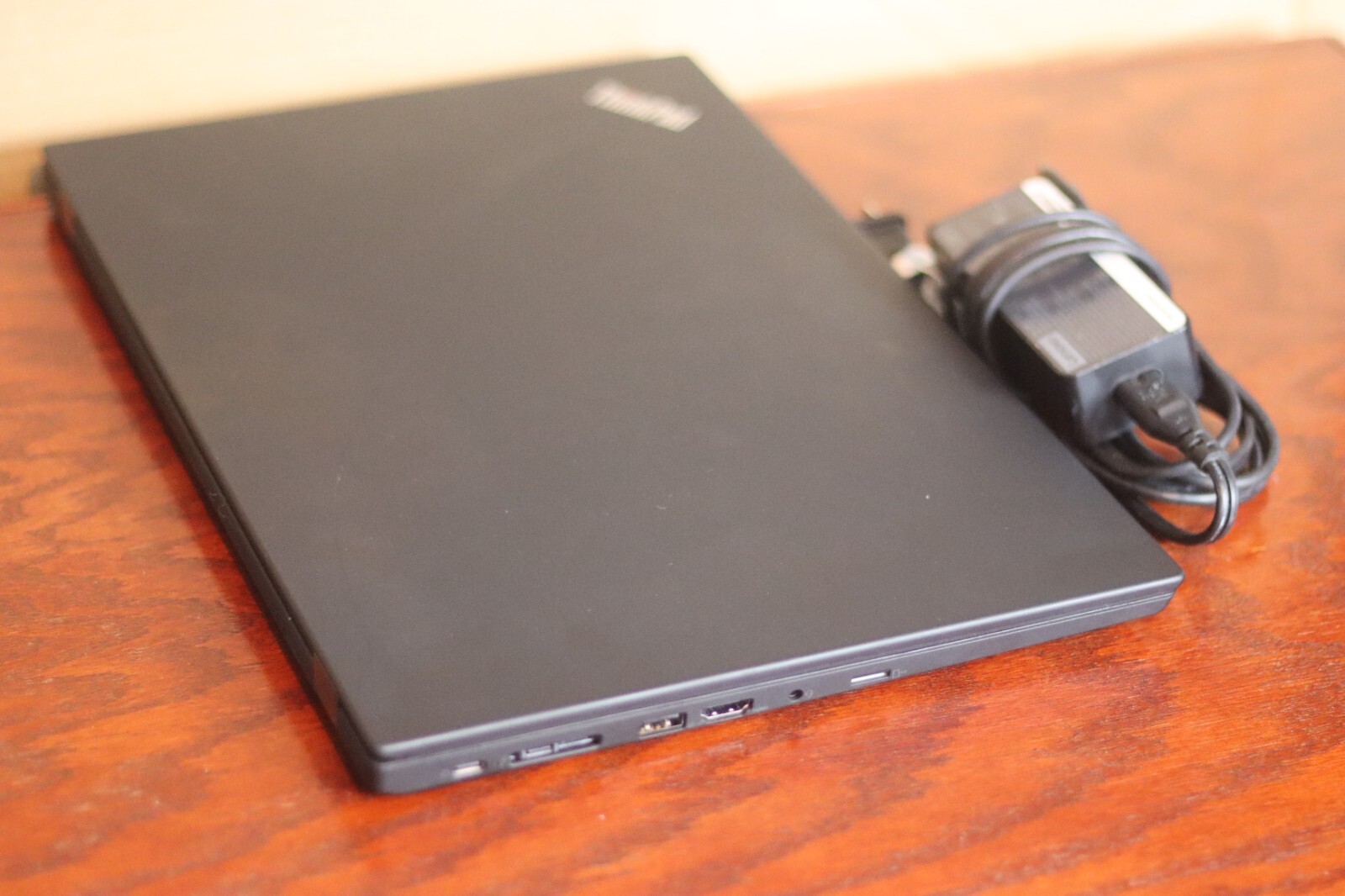 Lenovo ThinkPad T15 Gen 1 1.6 GHz i5-10210U 16GB Ram 256GB SSD – Very Good