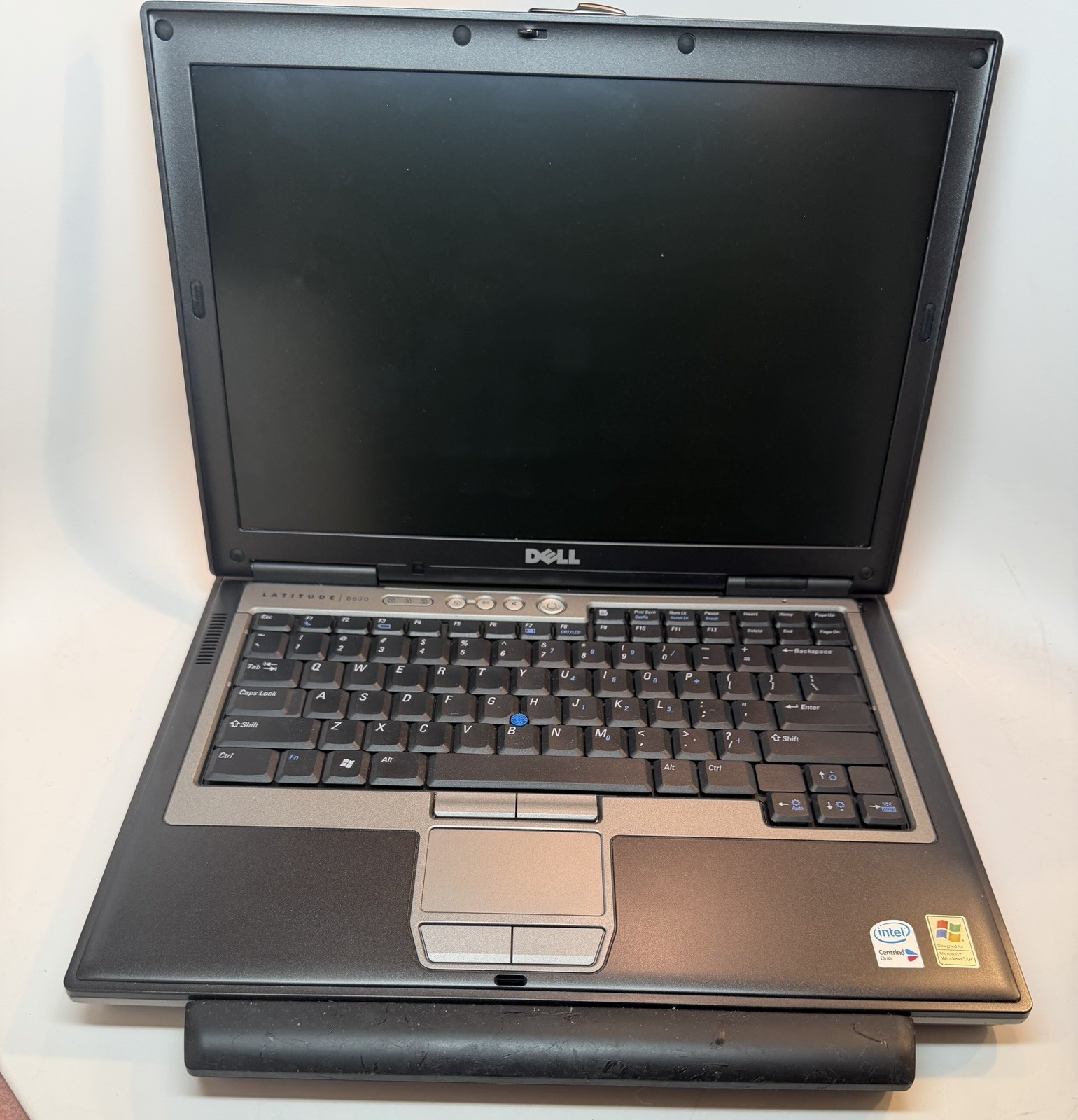 Dell Latitude 14″ Vintage Laptop D260 Intel CPU 2GB RAM 80GB HDD Windows XP WiFi