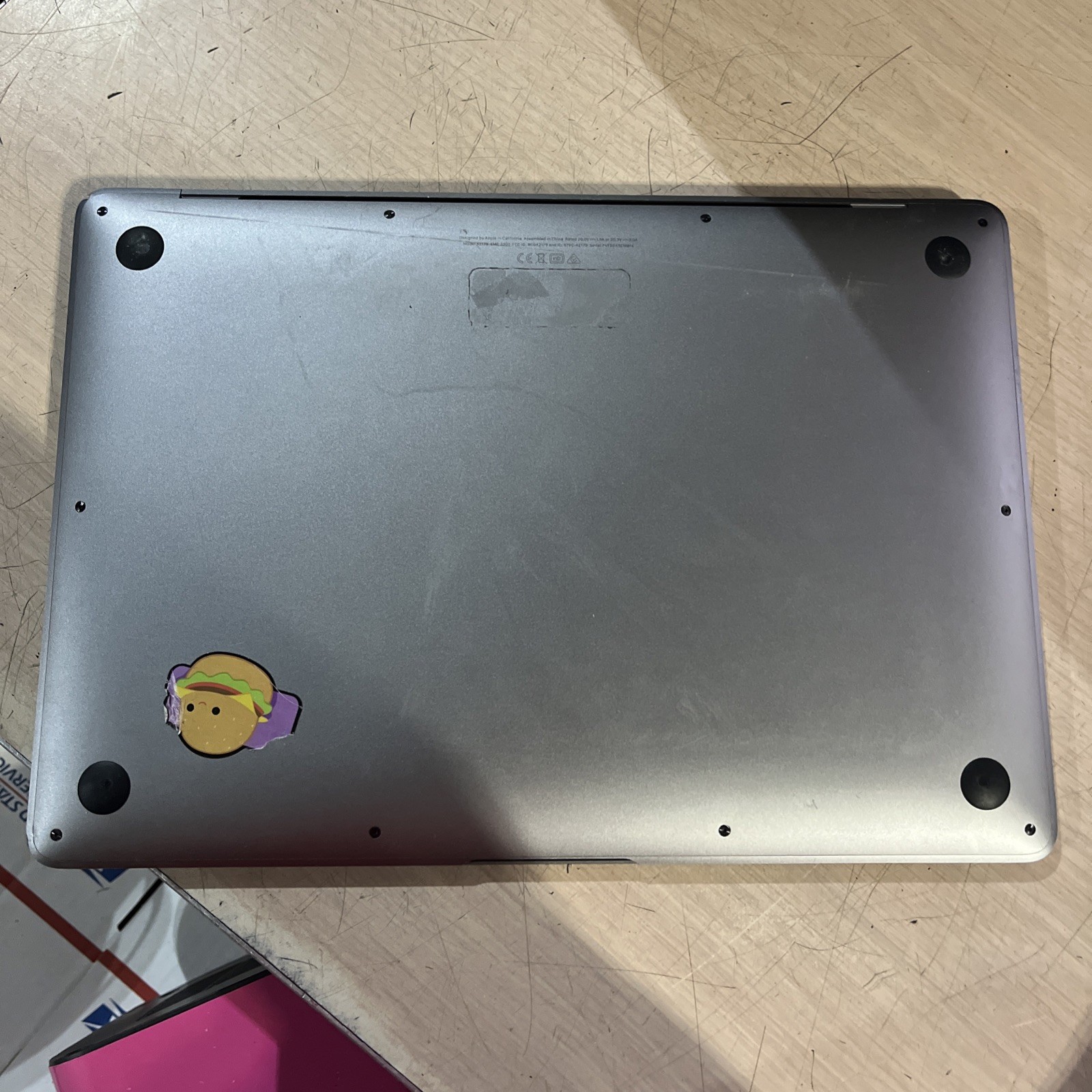 APPLE MACBOOK AIR 13″ SCISSOR, 2020 CORE I3-1000NG4 1.1GHZ 8GB RAM 256SSD “