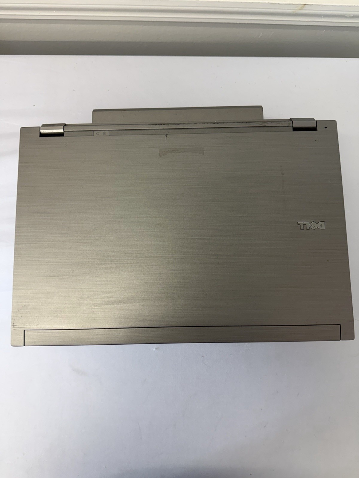 Dell Latitude E6510 Laptop – Good Screen – Intel i5-M560 – Read Des