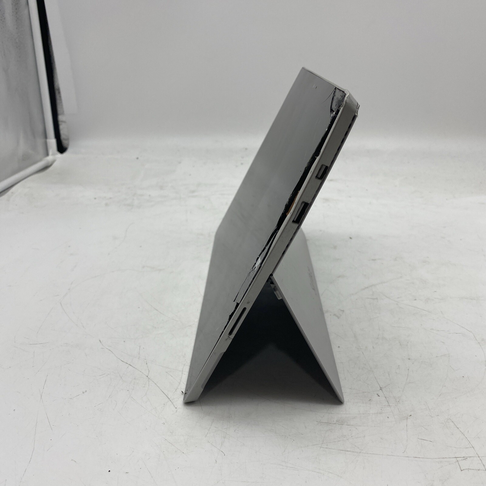 Microsoft Surface Pro 3 Intel Core i5-4th Gen 4GB RAM 256GB SSD NO OS
