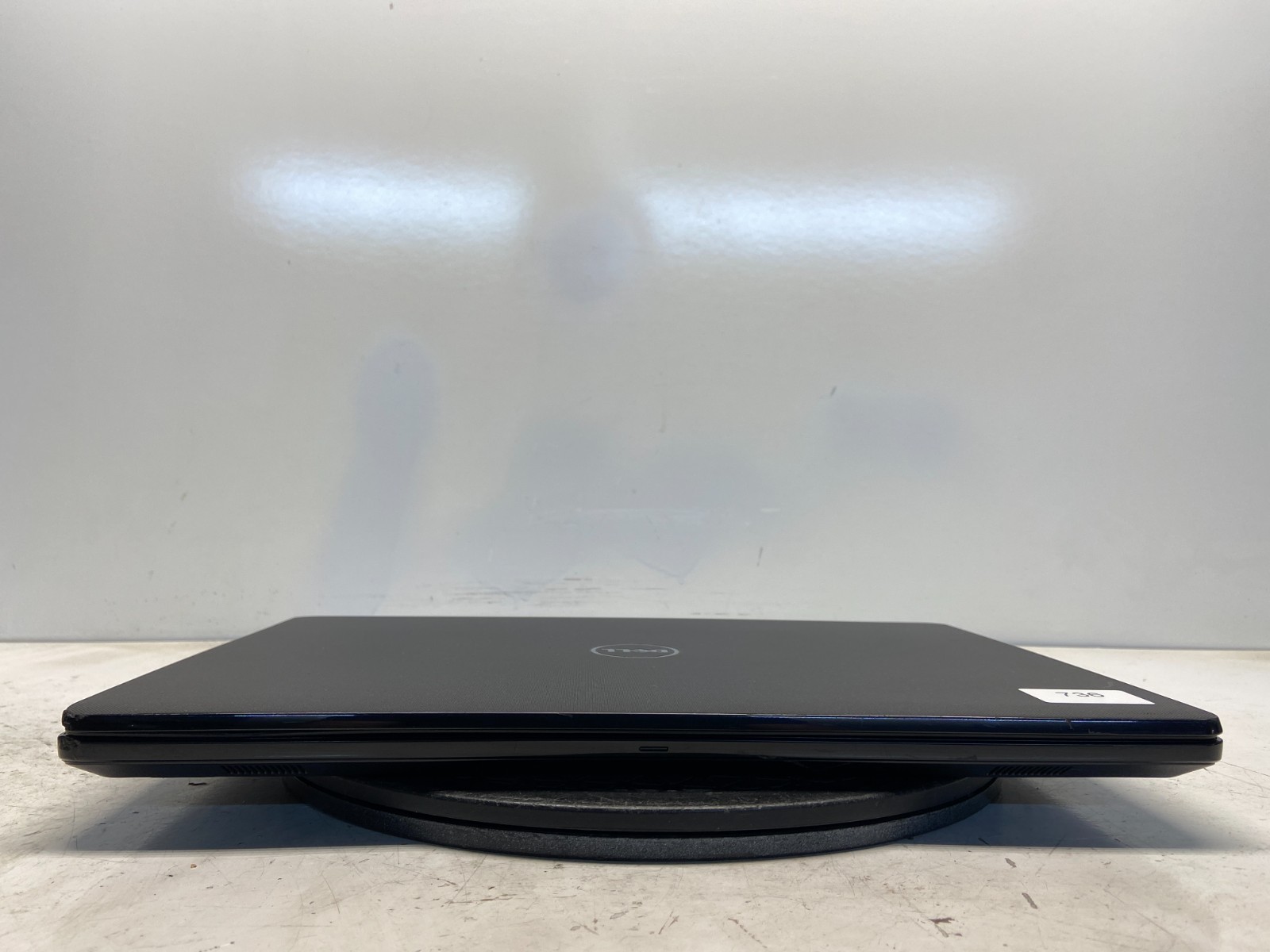 Dell Inspiron 15-3567 Intel i3-7130U 2.7GHz 8 GB NO HDD