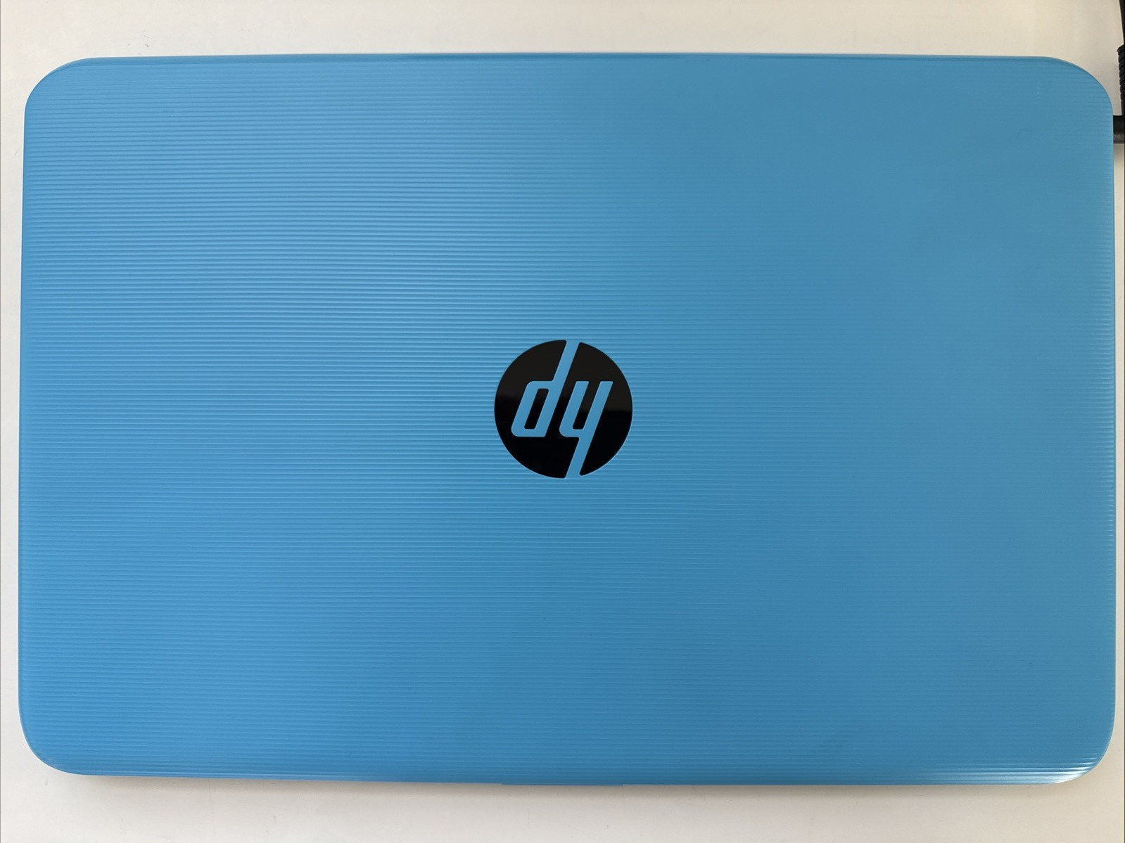 HP Stream 14-cb011wm 14 inch (32GB, Intel Celeron N3060, 4GB) Laptop – Blue -W10