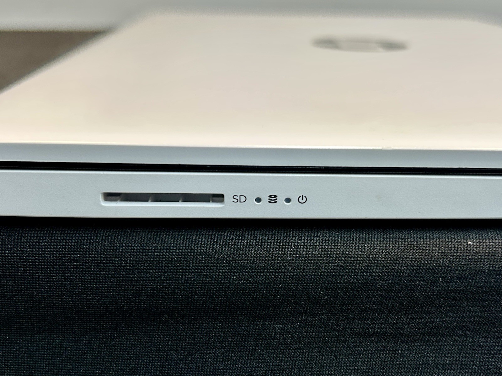 HP Laptop Model 14-dq0052dx 12″ Intel Celeron