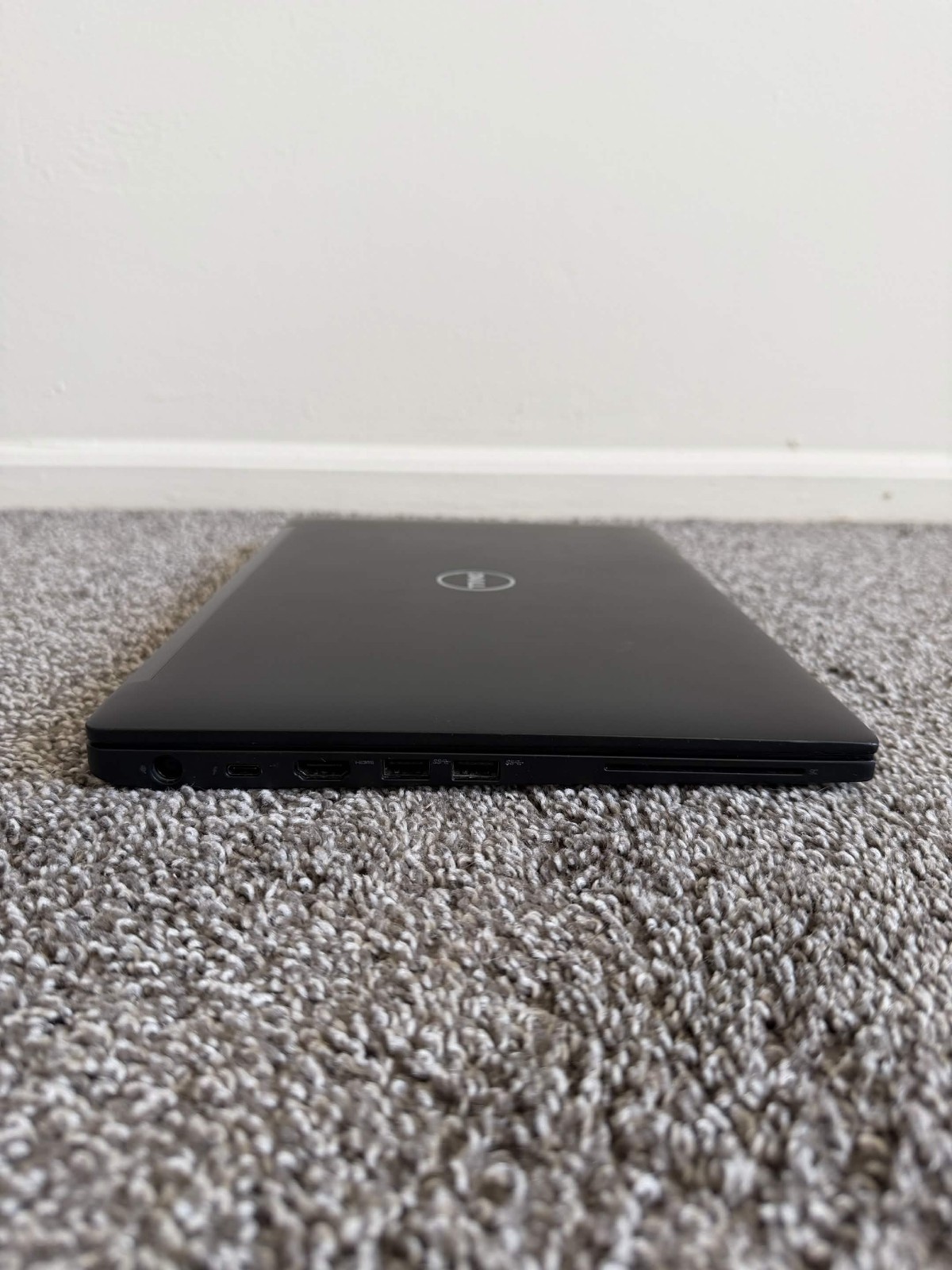 Dell Latitude 7480 (256GB SSD, Intel Core i7 6th Gen., 3.40GHz, 8GB) Laptop -…
