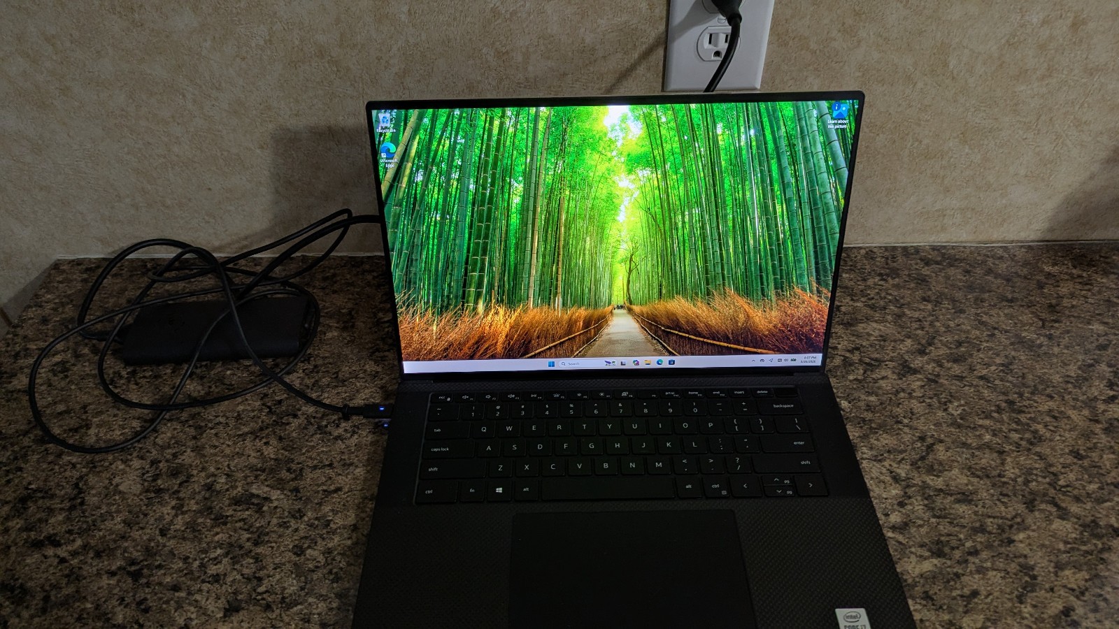 Dell XPS 15 9500 15.6″ Core i7-10750H 2.60Ghz 32GB RAM 512GB NVMe GTX 1650 Ti