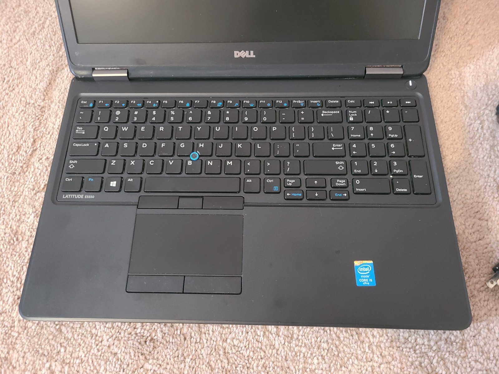 Dell Latitude E5550 – i5-5300U 16GB RAM 240GB SSD 15.6′ screen Win 11 + adapter