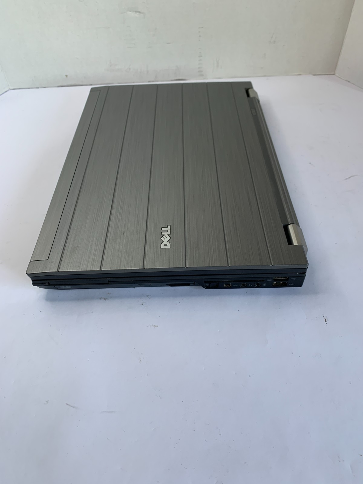 Dell Precision M4500 – i7 640M – 8GB DDR3 – NO HDD/ NO SSD – DEAD BATT