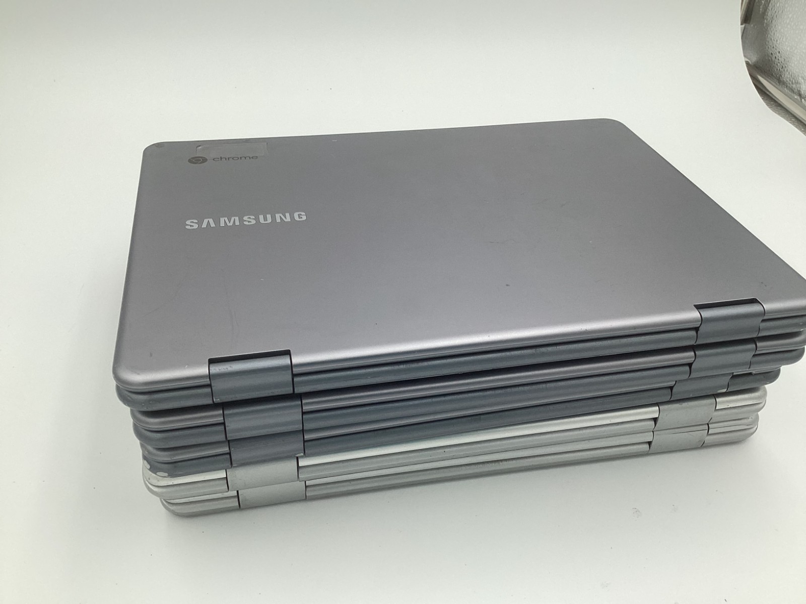 Lot of 5 Samsung Chromebook Plus XE521QAB / XE520QAB – PARTS/REPAIR – Enrolled